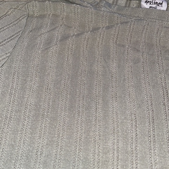 Light green crop top - Picture 3 of 3